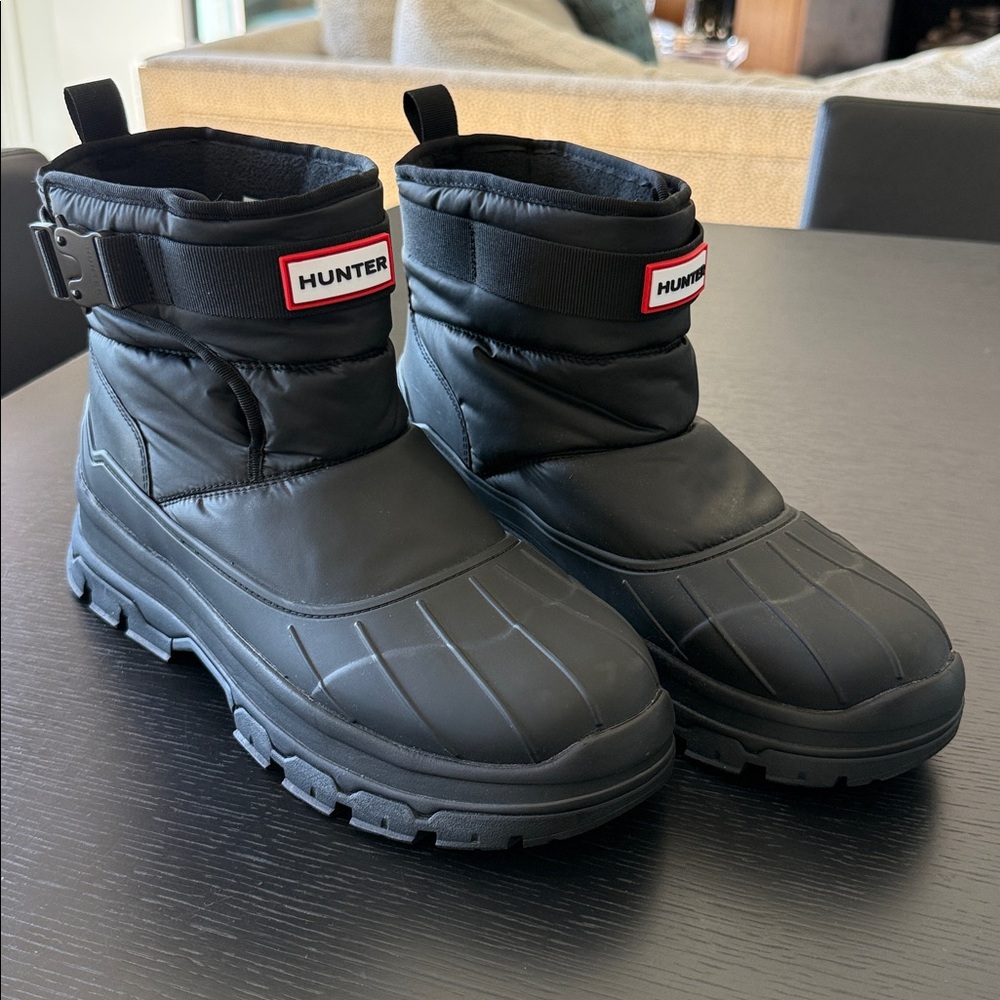 BRAND NEW HUNTER INTREPID BLACK WINTER/SNOW BOOTS Size 11/43